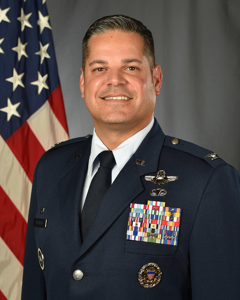 Col. Carlos Berdecia
