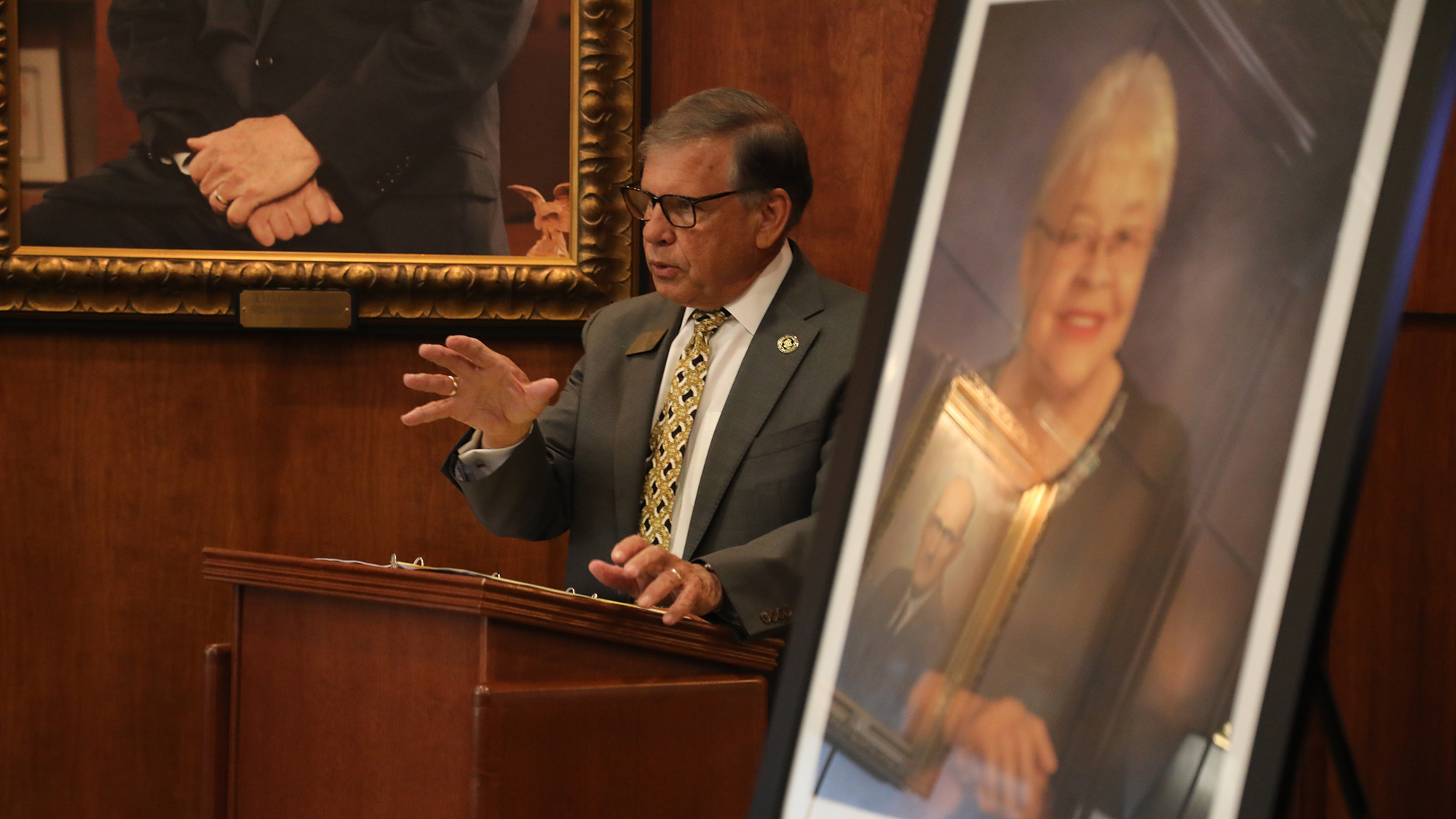 Chancellor Robin Gary Cummings speaks at Oxendine Bench dedication