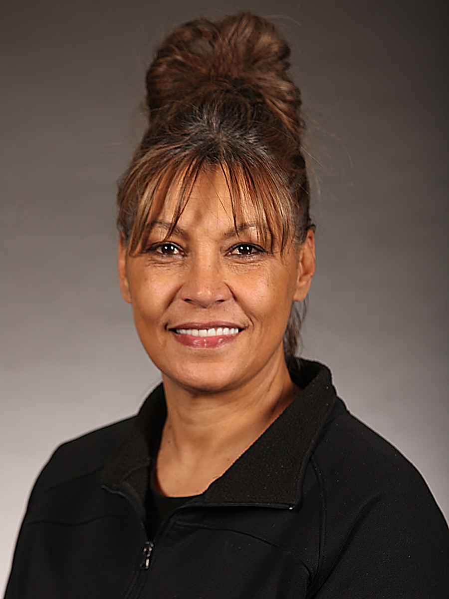 Annette Gooselin, headshot