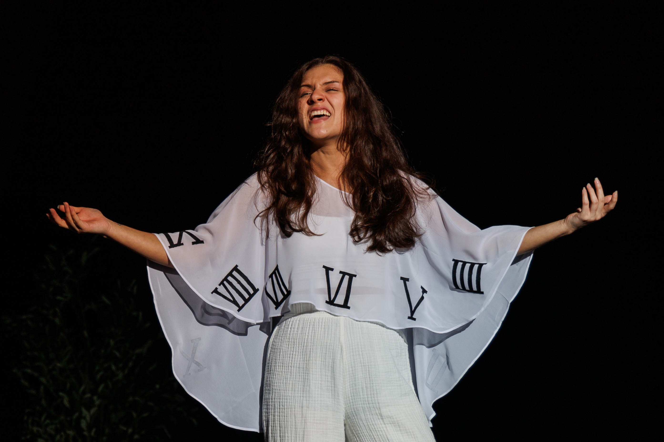 The Winters Tale female singing