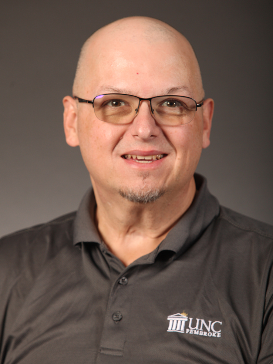 christopher_barnes headshot