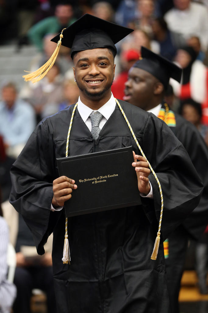 UNC Pembroke awards 668 degrees at Winter Commencement | The University ...