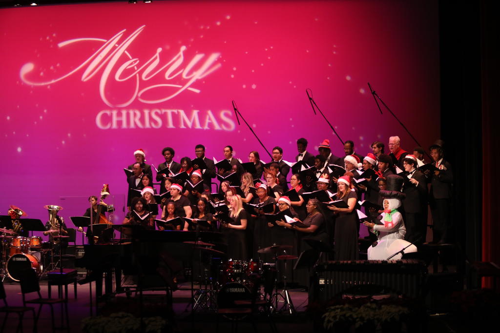 16th annual Holiday Extravaganza returns to GPAC on December 5